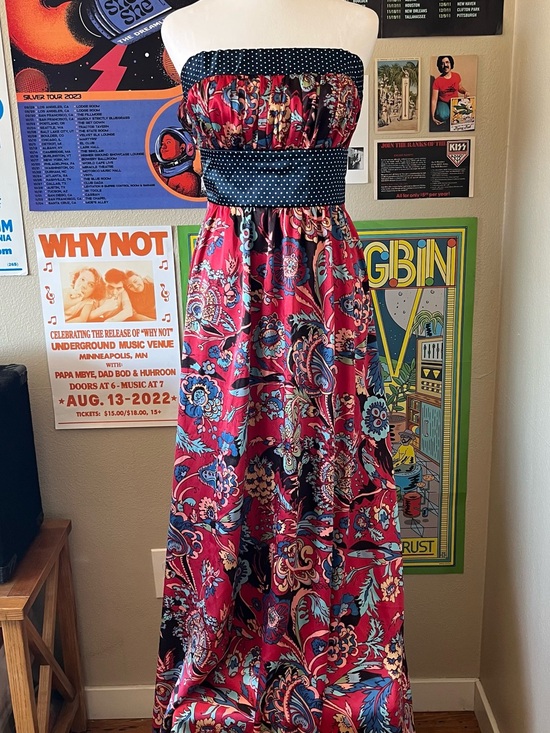 Forever 21 Dresses & Skirts - Red strapless maxi dress with polka dot waistband and floral print